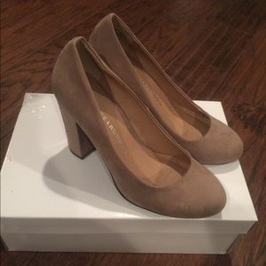 Chinese laundry Nude block heels